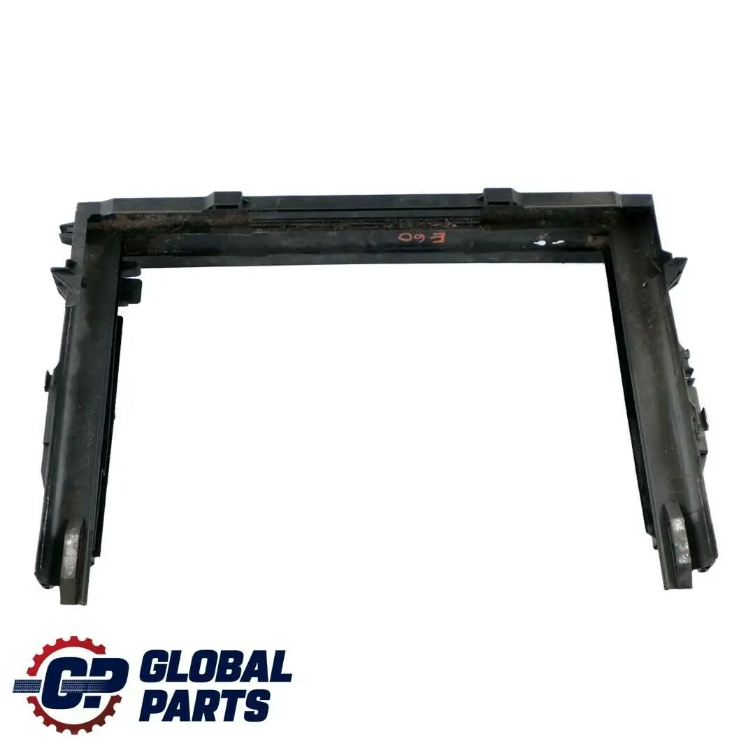 BMW E60 E61 E63 E64 Carcasa Soporte Módulo Radiador Refrigeración - SKU 7519204 - Número de pieza 7519204
