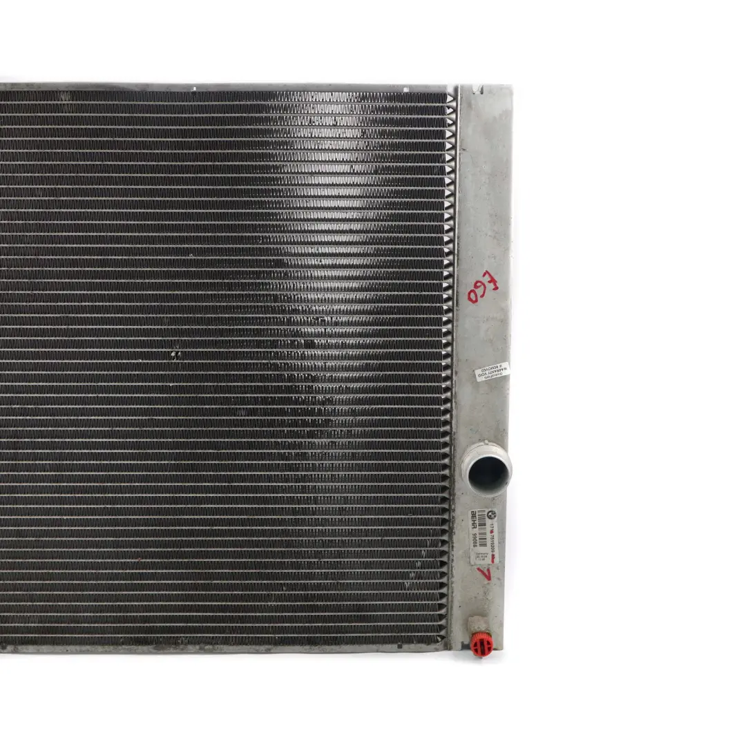 Chłodnica wody BEHR automat do BMW E60 E63 o numerze 7519209 BMW E60 E63 Chłodnica wody BEHR automat - SKU 7519209-1 - Numer Części 7519209