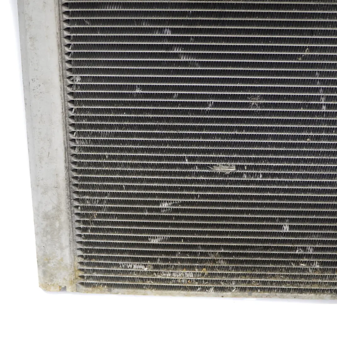 Chłodnica Wody Radiator do BMW E60 E61 E63 E64 o numerze 7519210 BMW E60 E61 E63 E64 Chłodnica Wody Radiator - SKU 7519210 - Numer Części 7519210