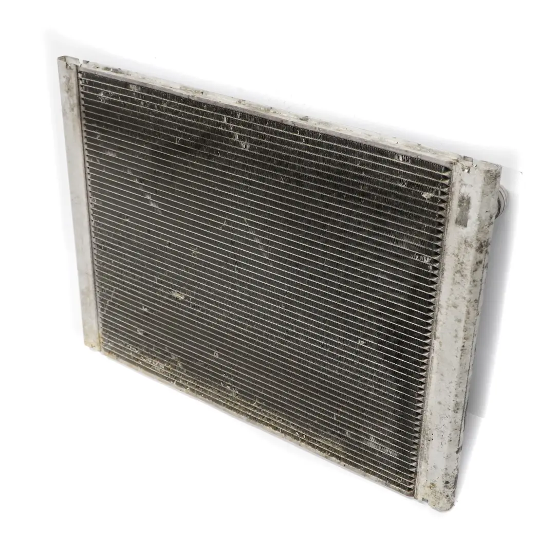 Chłodnica Wody Radiator do BMW E60 E61 E63 E64 o numerze 7519210 BMW E60 E61 E63 E64 Chłodnica Wody Radiator - SKU 7519210 - Numer Części 7519210
