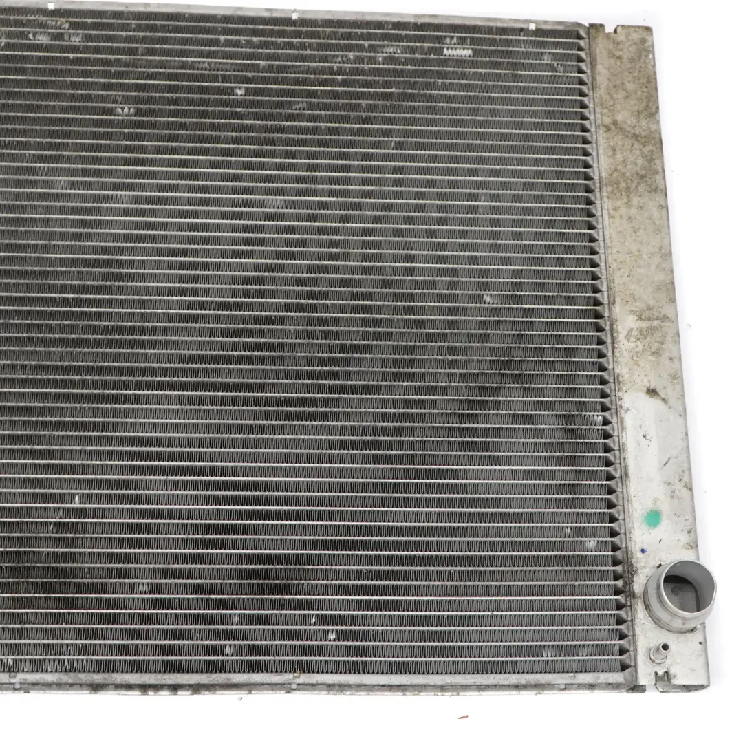 Radiateur à eau de refroidissement moteur à essence pour BMW E60 E61 E63 E64 à propos du numéro de pièce 7519210 BMW E60 E61 E63 E64 Radiateur à eau de refroidissement moteur à essence - SKU 7519210 - Numéro de pièce 7519210