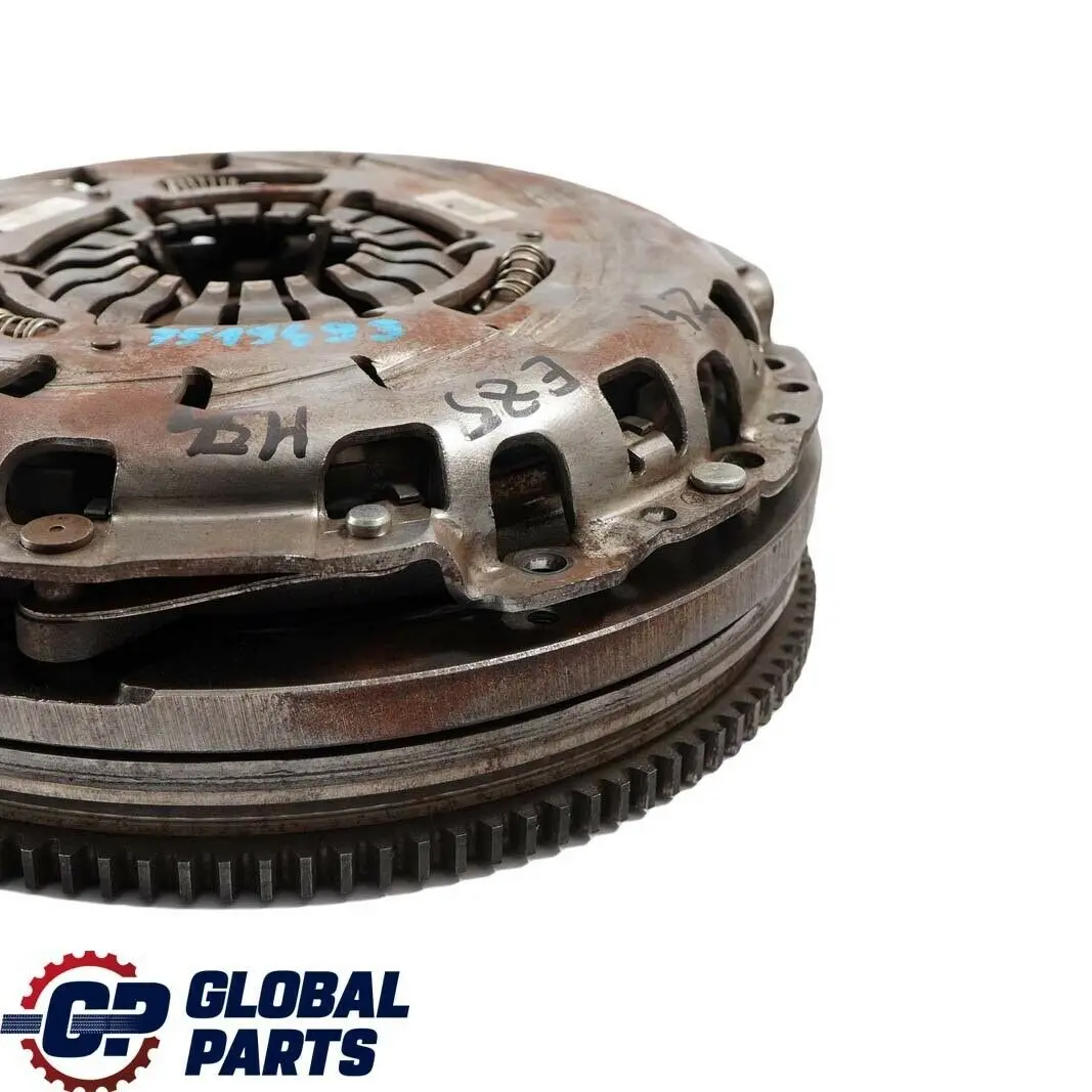 M54 Dual Twin Mass Flywheel Clutch Kit to BMW Z4 E85 2.2i 2.5i Petrol with Part number 7519493 BMW Z4 E85 2.2i 2.5i Petrol M54 Dual Twin Mass Flywheel Clutch Kit - SKU 7519493 - Part number 7519493