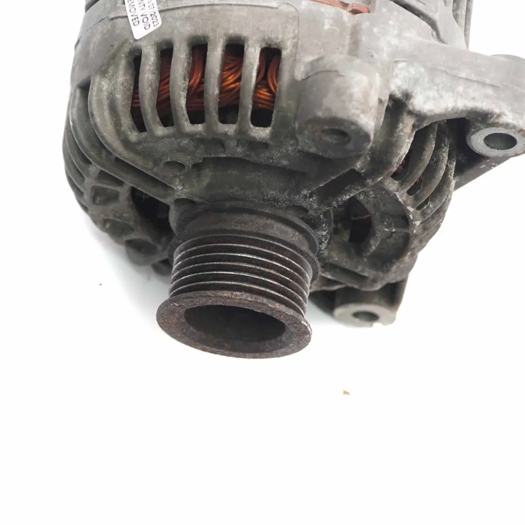M54 Alternatore a Benzina Generatore Bosch 120A per BMW E46 E85 con numero di parte 7519618 BMW E46 E85 M54 Alternatore a Benzina Generatore Bosch 120A - SKU 7519618-1 - Numero di parte 7519618