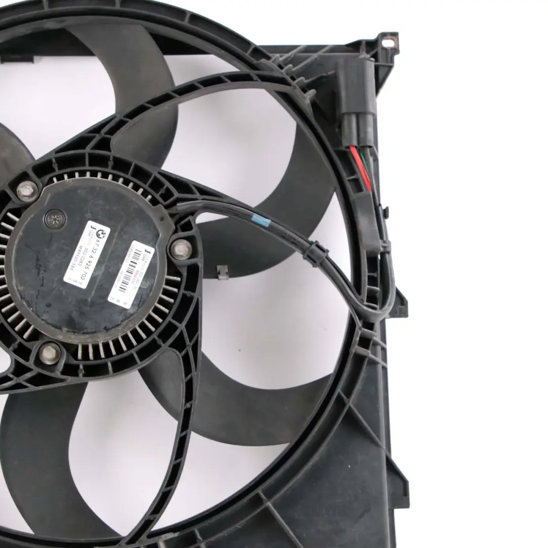 Cooling Radiator Fan Shroud 400W 6925702 to BMW Z4 E85 E86 1 Engine with Part number 7519704 BMW Z4 E85 E86 1 Engine Cooling Radiator Fan Shroud 400W 6925702 - SKU 7519704-3 - Part number 7519704