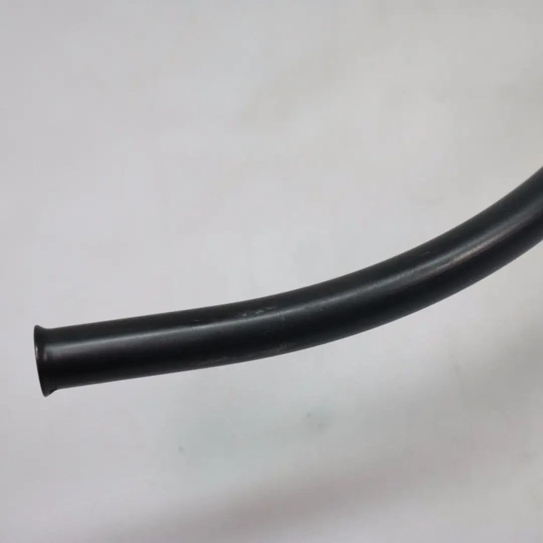 Reihe E60 E61 E65 E66 M54 Führungsrohr Benzin 1143 für BMW 5 7 mit Teilenummer 7519709 BMW 5 7 Reihe E60 E61 E65 E66 M54 Führungsrohr Benzin 1143 - SKU 7519709 - Teilenummer 7519709