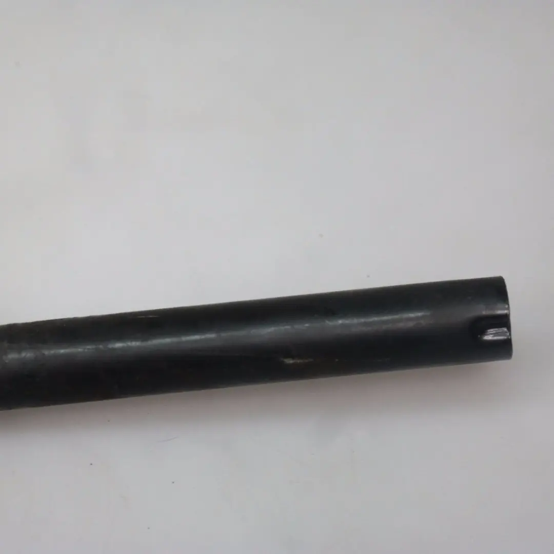 Reihe E60 E61 E65 E66 M54 Führungsrohr Benzin 1143 für BMW 5 7 mit Teilenummer 7519709 BMW 5 7 Reihe E60 E61 E65 E66 M54 Führungsrohr Benzin 1143 - SKU 7519709 - Teilenummer 7519709