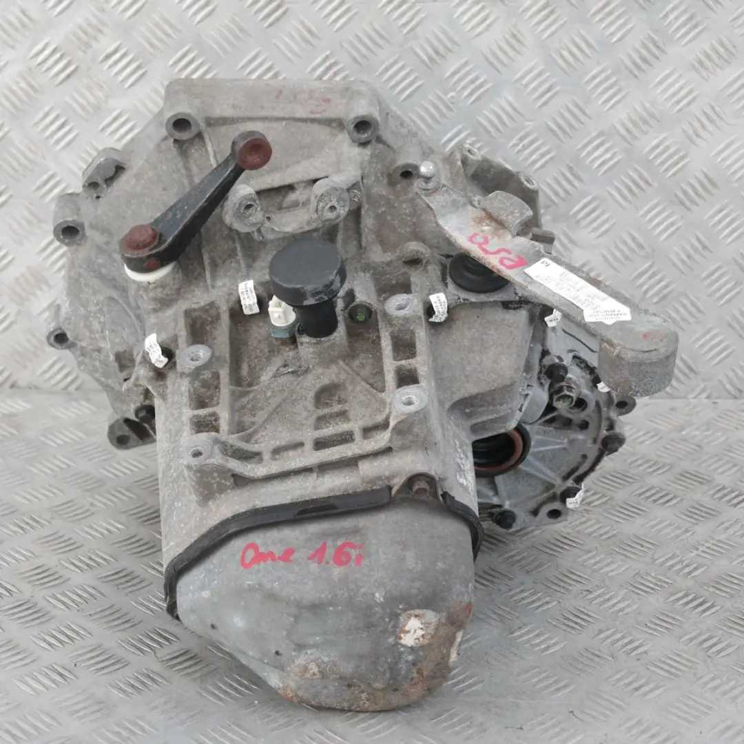 Marce Cambio GS5-65BH GARANZIA per Mini R50 One 1.6i 5 con numero di parte 7519715 Mini R50 One 1.6i 5 Marce Cambio GS5-65BH GARANZIA - SKU 7519715 - Numero di parte 7519715