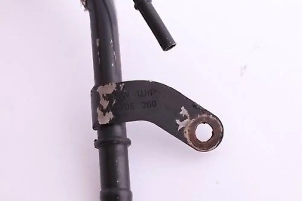 M62 4.4i 4.6is Tubo De retorno De aceite 1115 para BMW E53 con número de pieza 7520742 BMW E53 M62 4.4i 4.6is Tubo De retorno De aceite 1115 - SKU 7520742 - Número de pieza 7520742