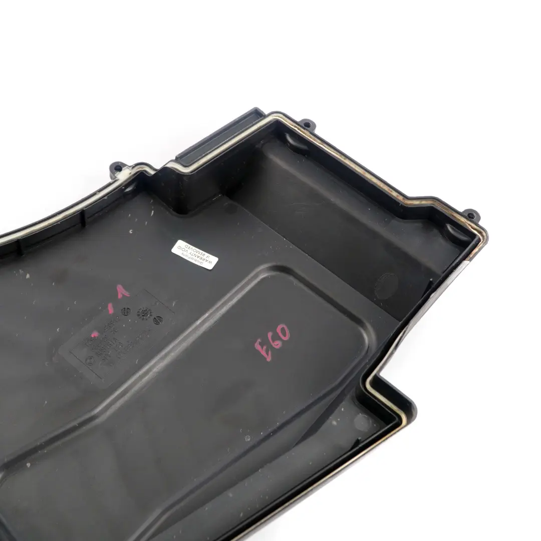 BMW E60 E61 E63 LCI Panneau Recouvrement Couvercle Boîte Électronique - SKU 7520912-1 - Numéro de pièce 7520912