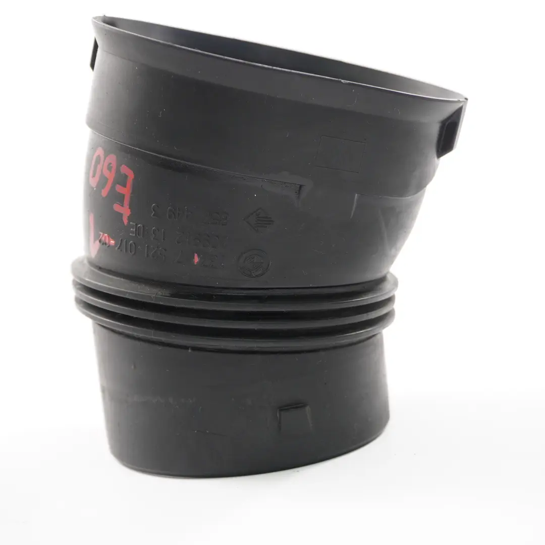 Przewód Łącznik Wlotu Powietrza Zasysanego do BMW E60 E61 E63 E64 o numerze 7521017 BMW E60 E61 E63 E64 Przewód Łącznik Wlotu Powietrza Zasysanego - SKU 7521017-1 - Numer Części 7521017