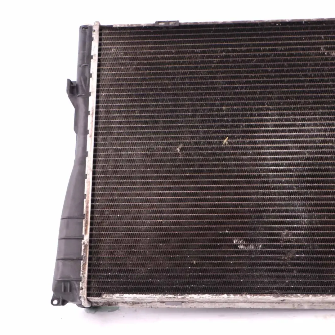 BMW E90 E81 E87 E89 E93 325i Radiador Refrigeración Motor - SKU 7521048 - Número de pieza 7521048