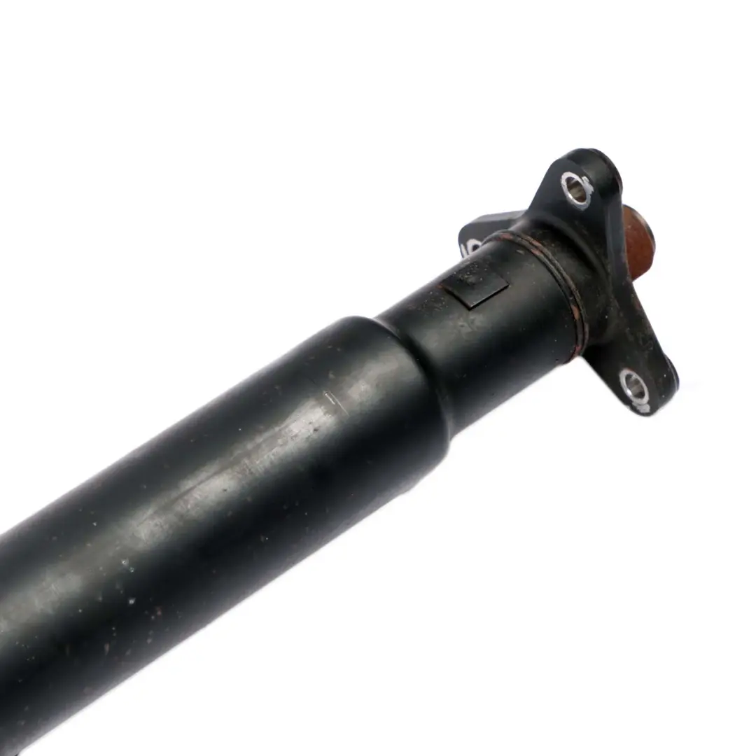 M57N2 Drive Prop Shaft Propshaft Manual Gearbox to BMW 5 E60 E61 530d with Part number 7521953 BMW 5 E60 E61 530d M57N2 Drive Prop Shaft Propshaft Manual Gearbox - SKU 7521953 - Part number 7521953