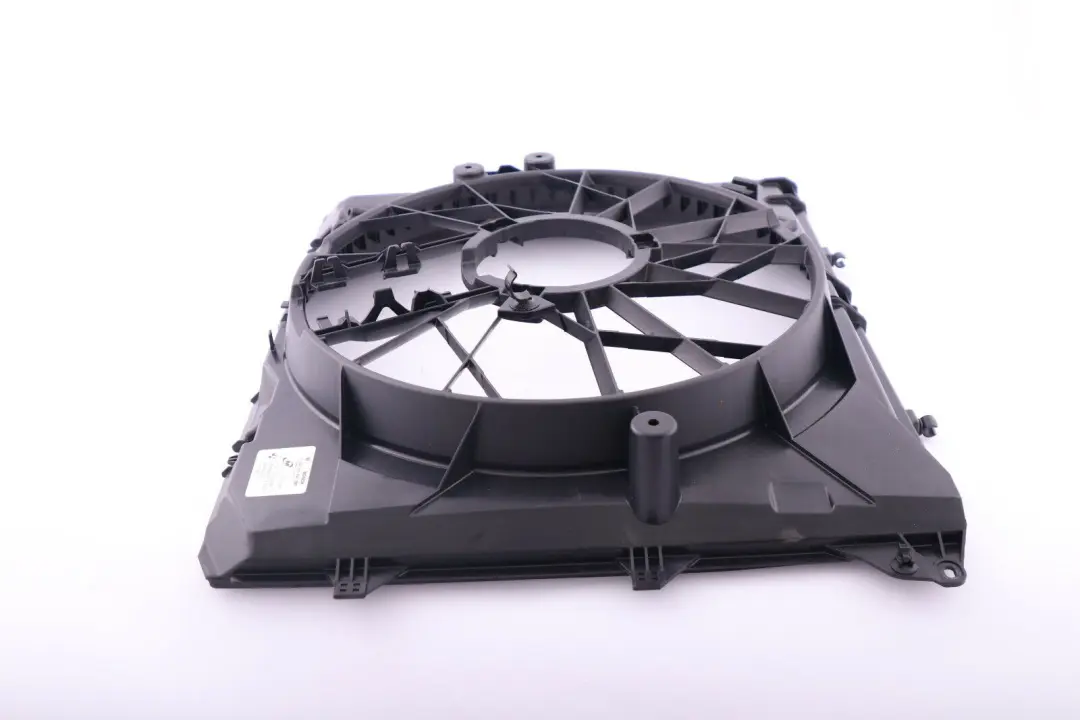 Cubierta del Ventilador del Radiador para BMW Serie 1 3 E87 E90 E91 con número de pieza 7523258 BMW Serie 1 3 E87 E90 E91 Cubierta del Ventilador del Radiador - SKU 7523258-2 - Número de pieza 7523258