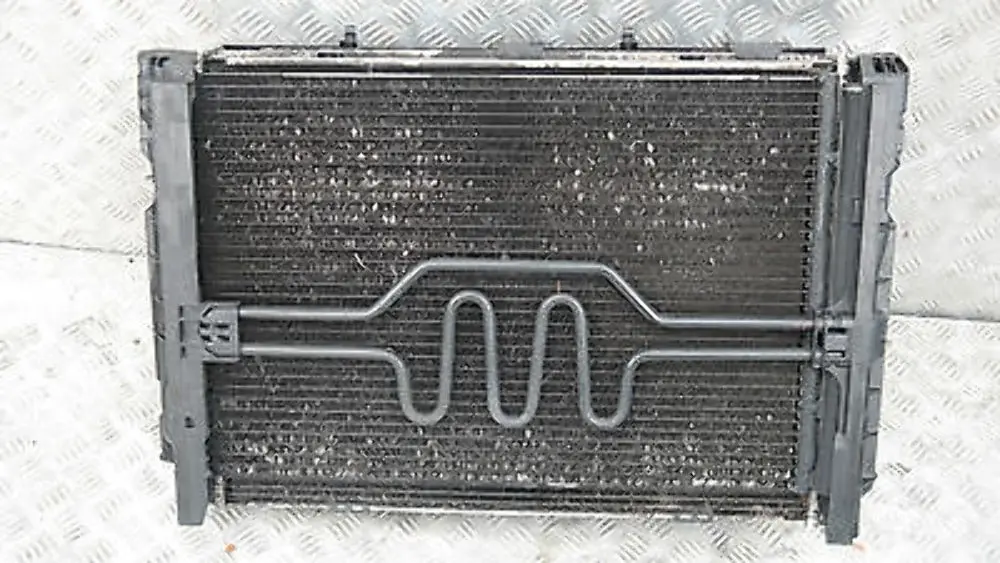 BMW 1 3 er e87 e90 e91 Lüfterzarge Mit Lüfter 300W - SKU 7523258 - Teilenummer 7523258