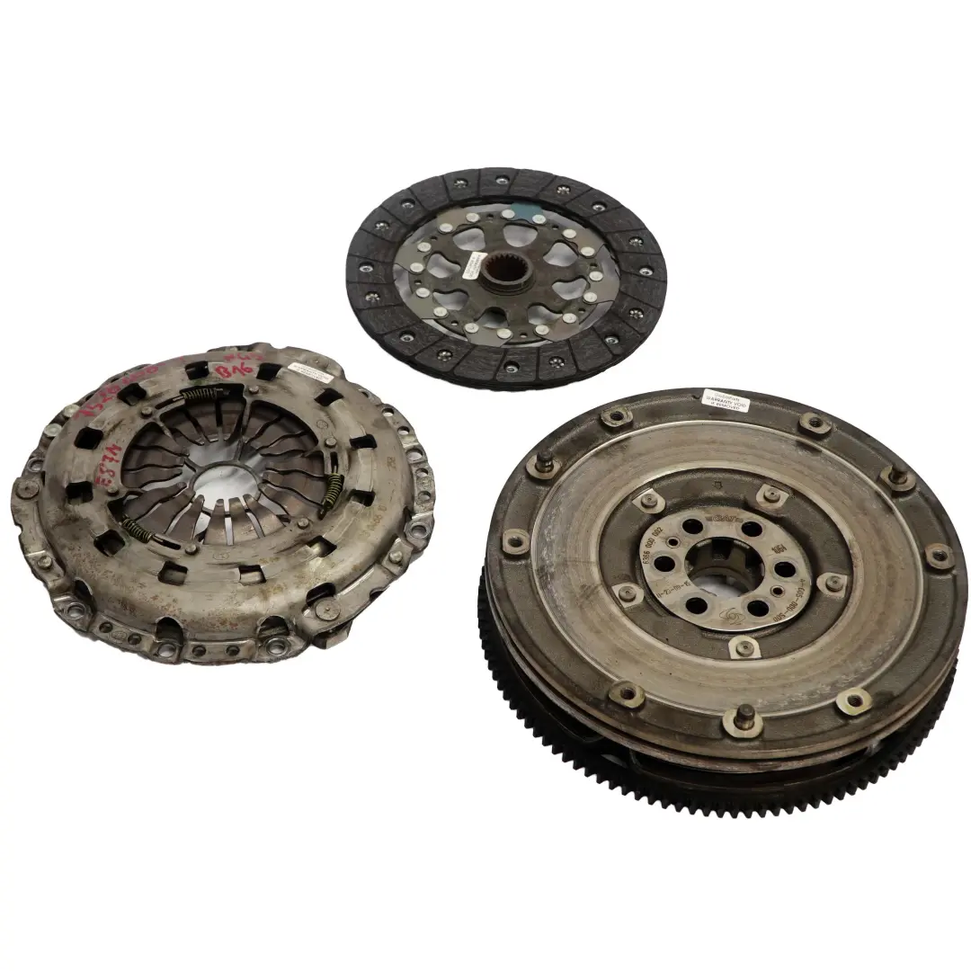 N45 Dual Twin Mass Flywheel Clutch Kit to BMW E87 E90 116i 316i Petrol with Part number 7526268 BMW E87 E90 116i 316i Petrol N45 Dual Twin Mass Flywheel Clutch Kit - SKU 7526268-1 - Part number 7526268