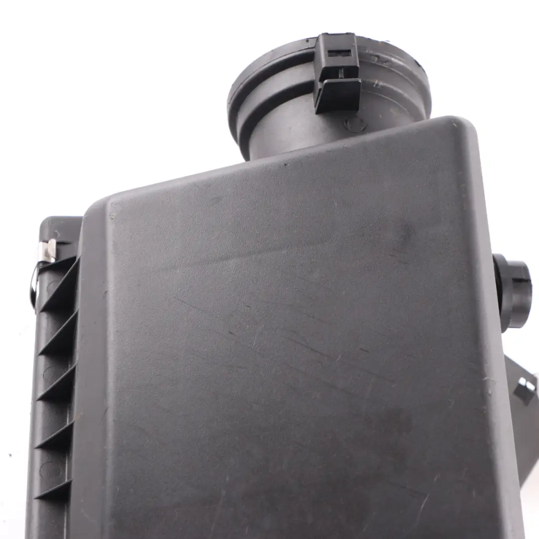 Boîtier de filtre à air BMW X5 E53 N62 Motor pour à propos du numéro de pièce 7526411 Boîtier de filtre à air BMW X5 E53 N62 Motor - SKU 7526411 - Numéro de pièce 7526411