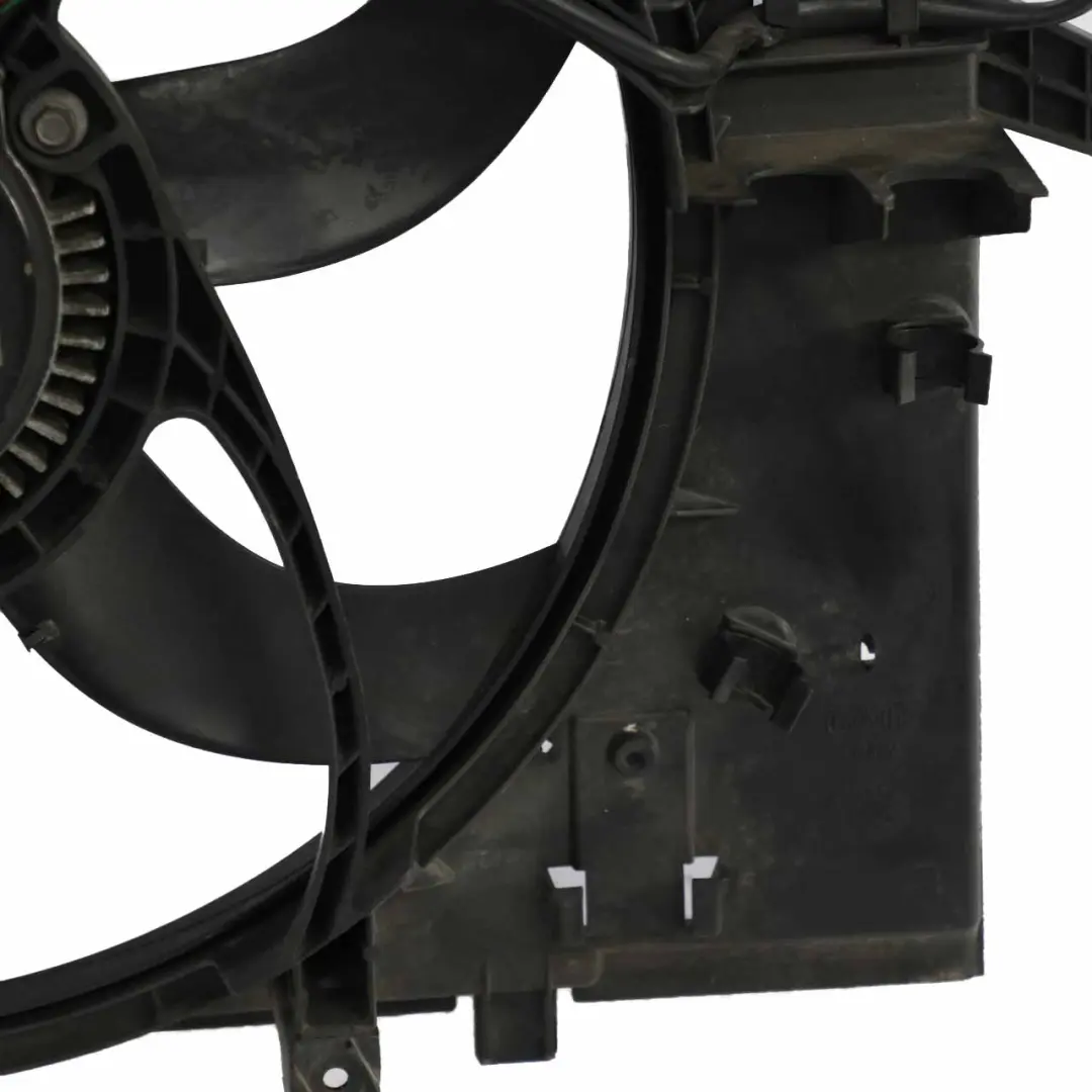 M54 Boîtier ventilateur radiateur avec ventilateur pour BMW E60 E61 525i 530i à propos du numéro de pièce 7526824 BMW E60 E61 525i 530i M54 Boîtier ventilateur radiateur avec ventilateur - SKU 7526824-1 - Numéro de pièce 7526824