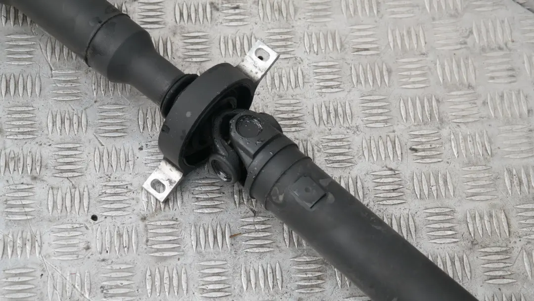 BMW 3 SERIES E90 E91 Arbre de transmission manuel 318D 320D M47N2 - SKU 7527342 - Numéro de pièce 26107527342