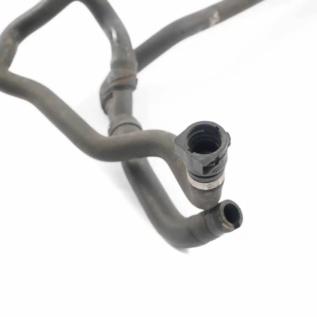 N52 Schlauch Wärmetauscher Motoröl für BMW Z4 E85 mit Teilenummer 7527605 BMW Z4 E85 N52 Schlauch Wärmetauscher Motoröl - SKU 7527605 - Teilenummer 7527605