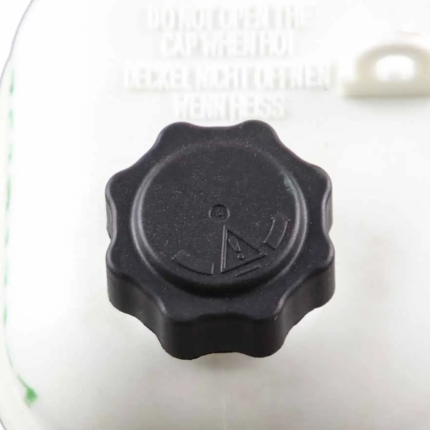 Kühlmittel Kühlwasser Ausdehnungsgefäß Flasche für Mini R52 R53 mit Teilenummer 7529273 Mini R52 R53 Kühlmittel Kühlwasser Ausdehnungsgefäß Flasche - SKU 7529273-1 - Teilenummer 7529273