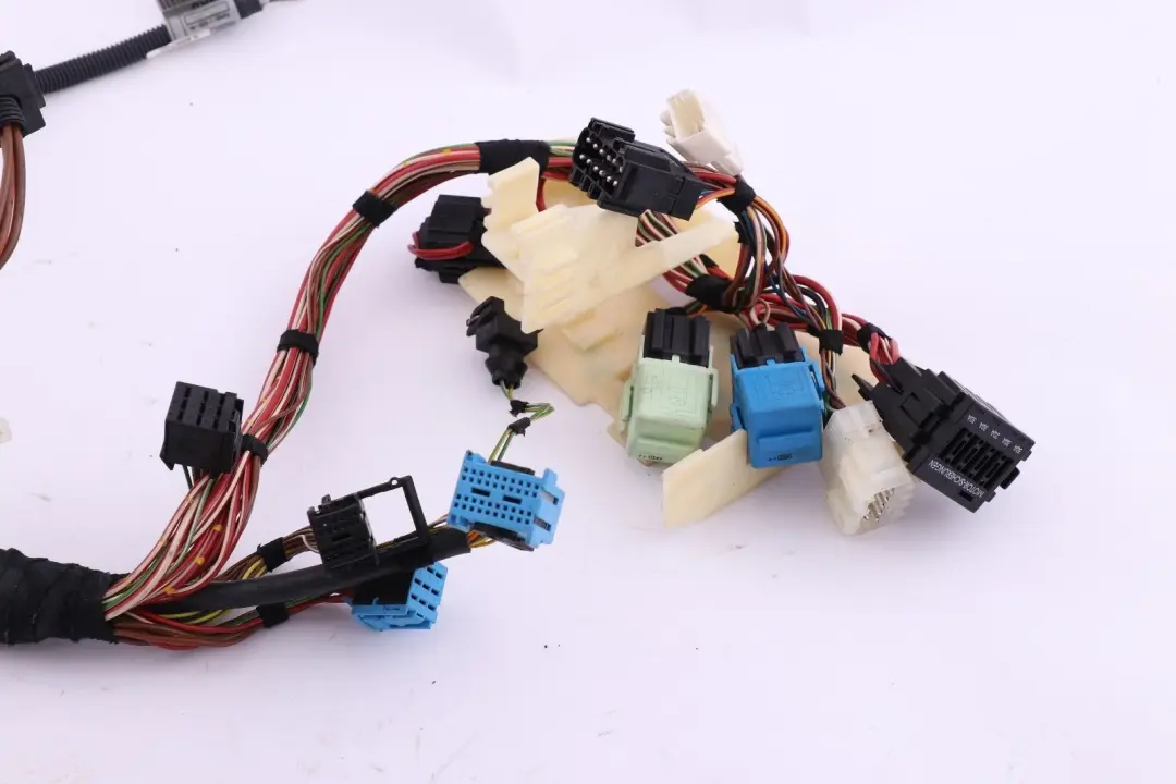 M54 Mazo de cables Motor Caja de cambios automática para BMW X5 E53 3.0i con número de pieza 7531992 BMW X5 E53 3.0i M54 Mazo de cables Motor Caja de cambios automática - SKU 7531992 - Número de pieza 7531992