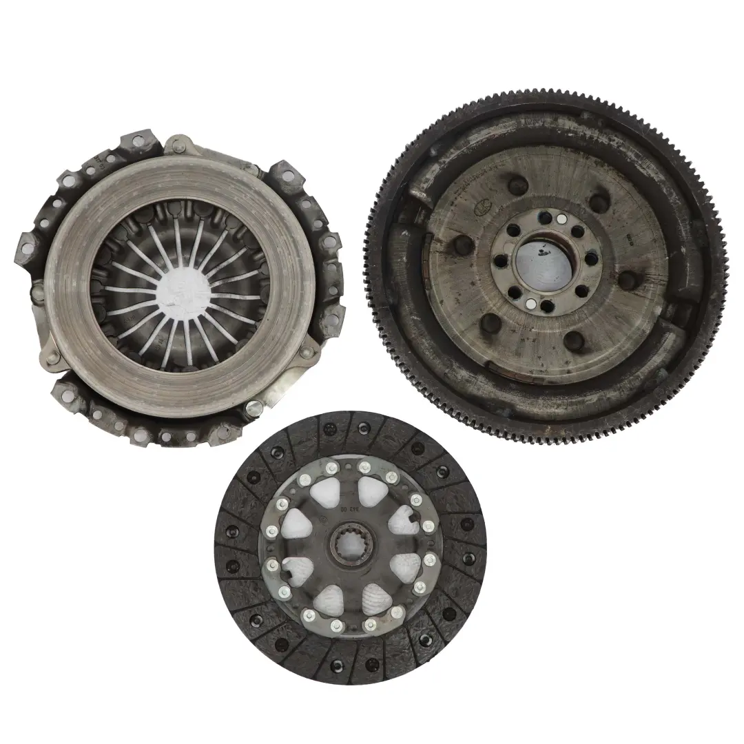 Sprzęgło Koło Zamachowe Dwumas Zestaw do Mini R53 W11 o numerze 7532057 Mini R53 W11 Sprzęgło Koło Zamachowe Dwumas Zestaw - SKU 7532057 - Numer Części 7532057