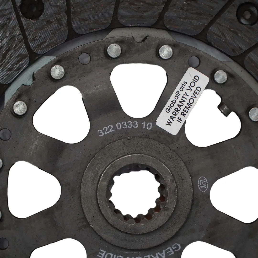 Sprzęgło Koło Zamachowe Dwumas Zestaw do Mini R53 W11 o numerze 7532057 Mini R53 W11 Sprzęgło Koło Zamachowe Dwumas Zestaw - SKU 7532057 - Numer Części 7532057