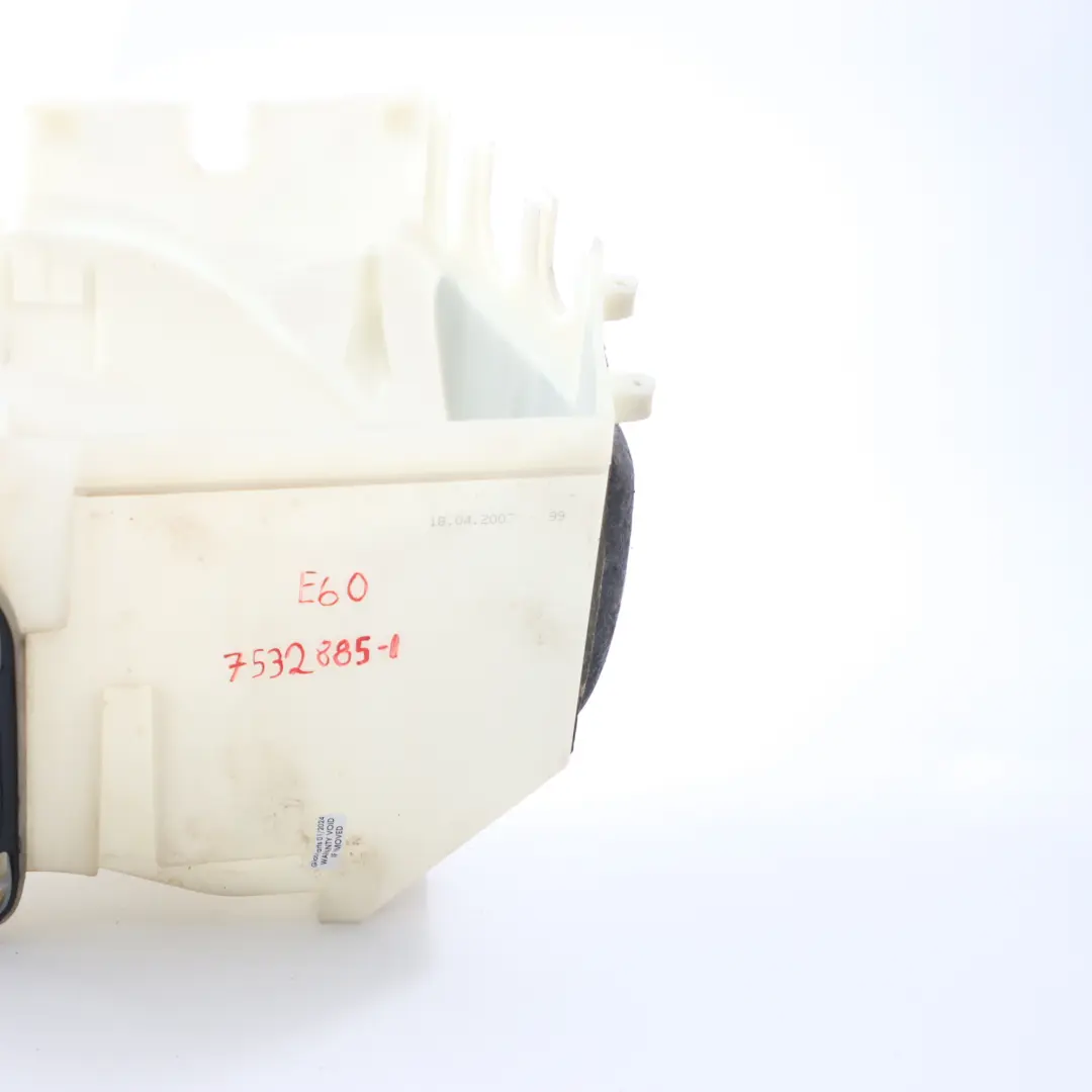 eléctrico E-Box sin ventilación 7532885 para BMW E60 E61 E63 E64 LCi con número de pieza 7543685 BMW E60 E61 E63 E64 LCi eléctrico E-Box sin ventilación 7532885 - SKU 7532885-1 - Número de pieza 7543685