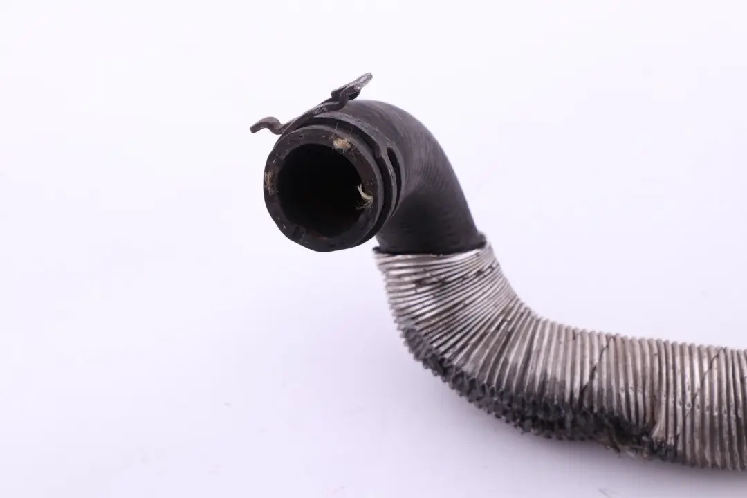 Tubo Flessibile Del Liquido Di Raffreddamento Acqua per Mini Cooper One R50 con numero di parte 7532970 Mini Cooper One R50 Tubo Flessibile Del Liquido Di Raffreddamento Acqua - SKU 7532970 - Numero di parte 7532970