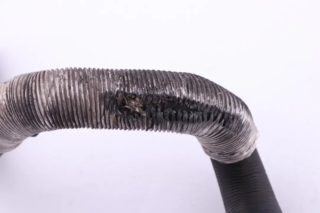 Water Coolant Hose Pipe to Mini Cooper One R50 with Part number 7532970 Mini Cooper One R50 Water Coolant Hose Pipe - SKU 7532970 - Part number 7532970