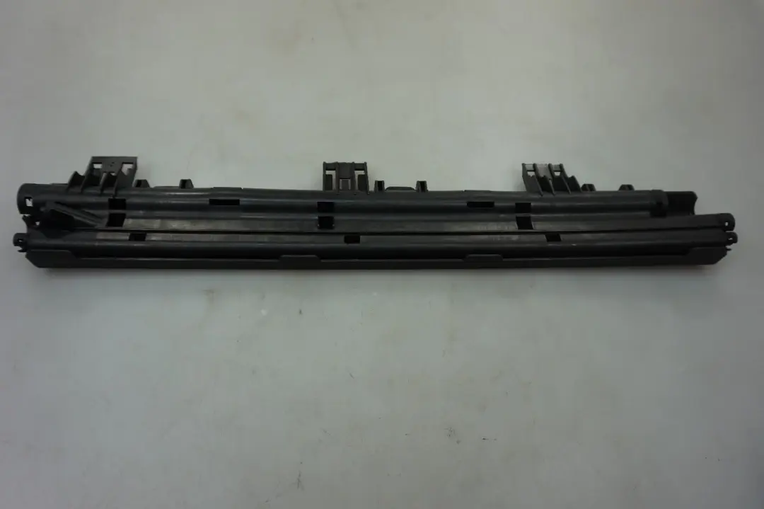 BMW 1 3 Z4 Serie E81 E82 E85 E87 E88 E90 E91 Kabelkanal Ober- & Unterteil - SKU 7534161 - Teilenummer 7534161