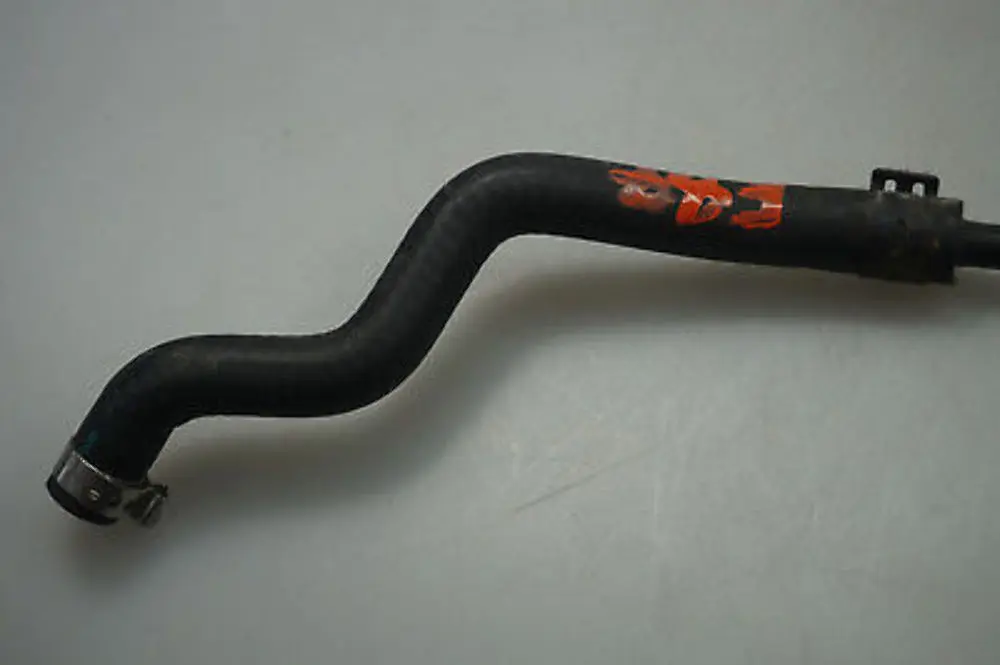 Entlüftungs Schlauch Kühler Ausgleichs Behälter für BMW E81 E82 E87 E87 LCI mit Teilenummer 7534396 BMW E81 E82 E87 E87 LCI Entlüftungs Schlauch Kühler Ausgleichs Behälter - SKU 7534396 - Teilenummer 7534396