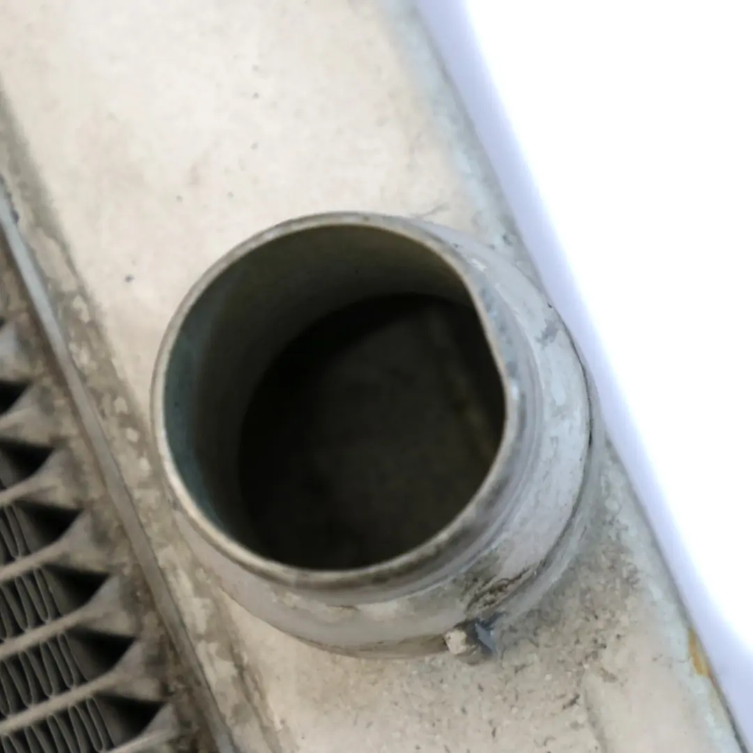 Chłodnica Wody do BMW E60 E61 LCI o numerze 7534914 BMW E60 E61 LCI Chłodnica Wody - SKU 7534914-1 - Numer Części 7534914