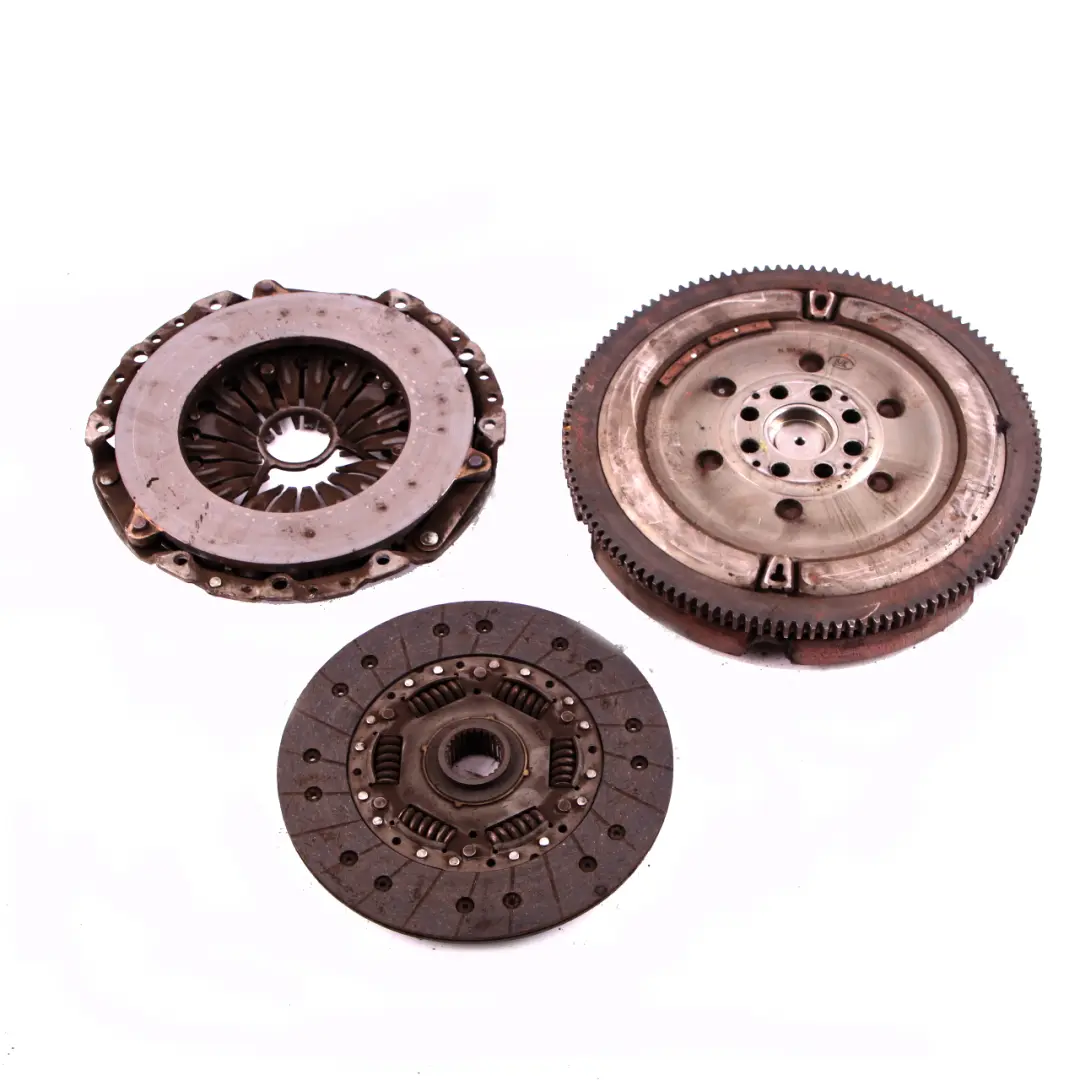 M57N2 Kit Embrayage a Double Volant Inertie pour BMW E90 E91 E92 E93 325d à propos du numéro de pièce 7535593 BMW E90 E91 E92 E93 325d M57N2 Kit Embrayage a Double Volant Inertie - SKU 7535593 - Numéro de pièce 7535593