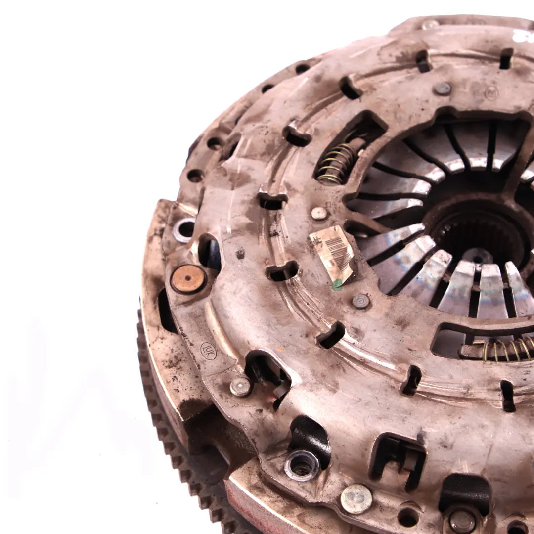 M57N2 Zweimassenschwungrad Kupplungssatz für BMW 3 er E90 E91 E92 E93 325d mit Teilenummer 7535593 BMW 3 er E90 E91 E92 E93 325d M57N2 Zweimassenschwungrad Kupplungssatz - SKU 7535593 - Teilenummer 7535593
