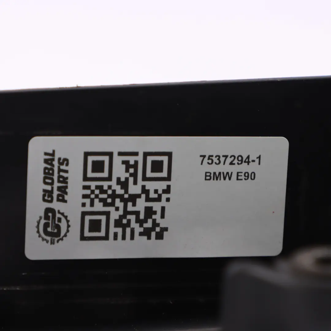 BMW E60 E61 E81 E87 E90 E91 F10 Osłona Chłodnicy Oleju - SKU 7537294-1 - Numer Części 7537294