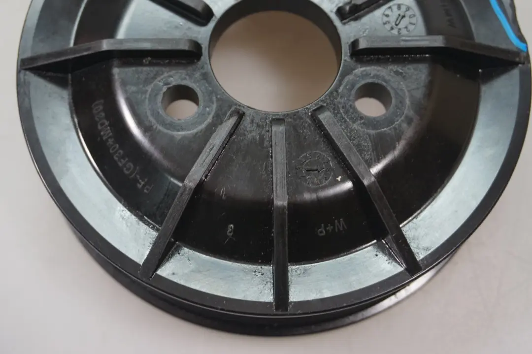 Riemenscheibe D=116MM Benzin N52 für BMW 3 5 6 7 er E60 E61 E63 E65 E87 E90 E91 mit Teilenummer 7537862 BMW 3 5 6 7 er E60 E61 E63 E65 E87 E90 E91 Riemenscheibe D=116MM Benzin N52 - SKU 7537862-1 - Teilenummer 7537862