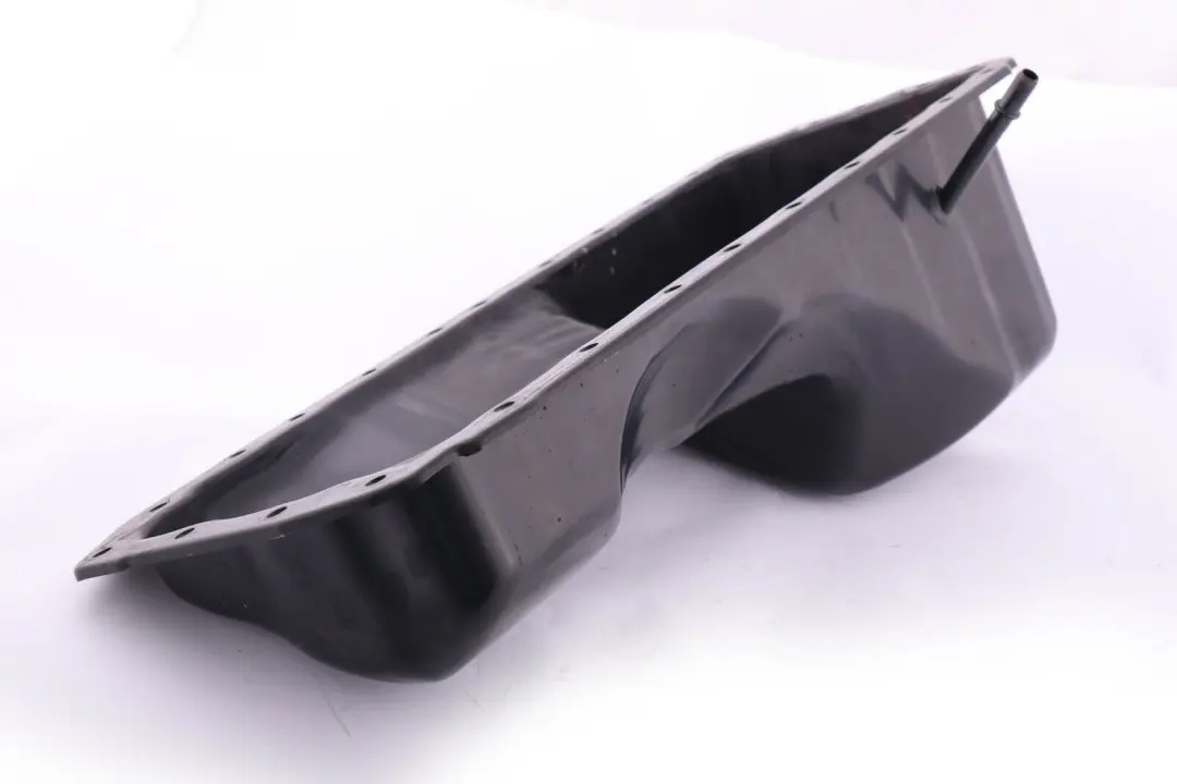 cárter de aceite del motor de gasolina N52 para BMW Z4 E85 E86 E87 E90 E91 con número de pieza 7539413 BMW Z4 E85 E86 E87 E90 E91 cárter de aceite del motor de gasolina N52 - SKU 7539413 - Número de pieza 7539413