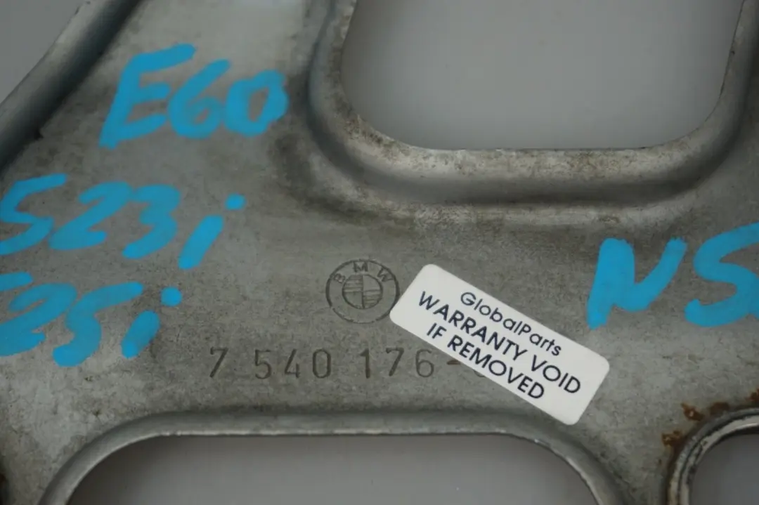 BMW E60 E61 523I 525I N52 Wspornik Uchwyt Rury Wydechowej Wydechu - SKU 7540176 - Numer Części 7540176
