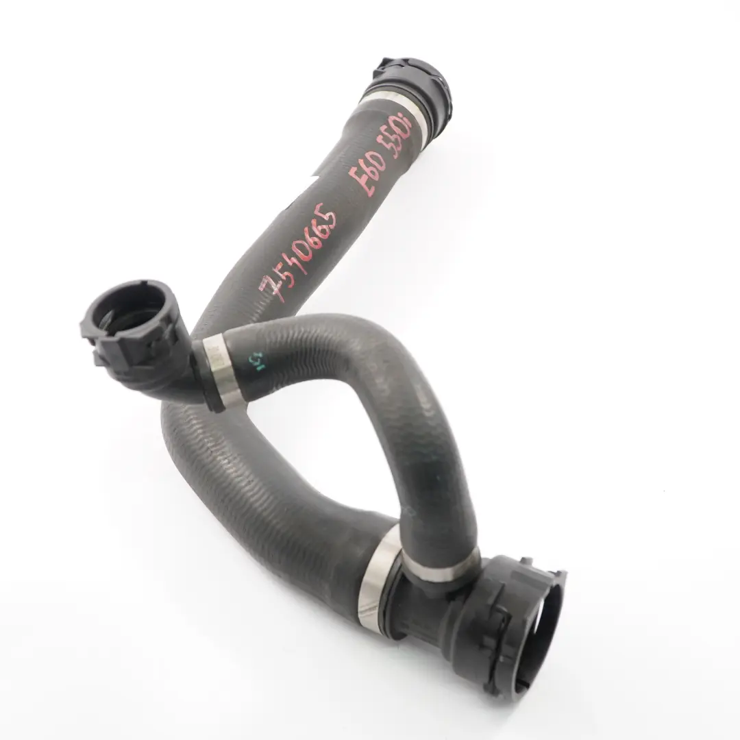 N62N Tubo flessibile di raffreddamento radiatore pompa per BMW E60 E61 E63 E64 con numero di parte 7540665 BMW E60 E61 E63 E64 N62N Tubo flessibile di raffreddamento radiatore pompa - SKU 7540665 - Numero di parte 7540665
