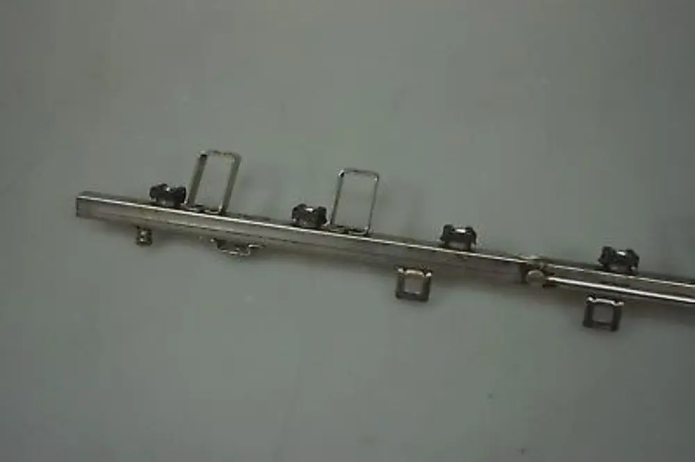 BMW 3 5 7 X3 X5 Z4 Series E46 E39 E60 E61 E65 E83 E53 FUEL INJECTOR RAIL M54 - SKU 7541452 - Part number 1437442