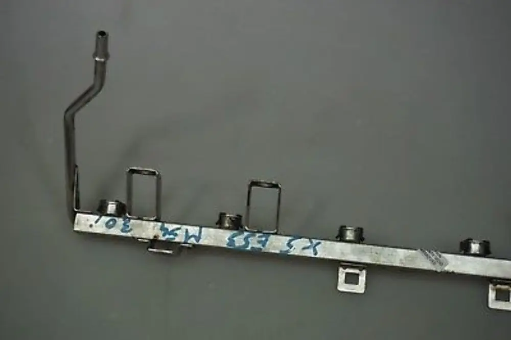 INJECTOR RAIL M54 to BMW 3 5 7 X3 X5 Z4 Series E46 E39 E60 E61 E65 E83 E53 FUEL with Part number 1437442 BMW 3 5 7 X3 X5 Z4 Series E46 E39 E60 E61 E65 E83 E53 FUEL INJECTOR RAIL M54 - SKU 7541452 - Part number 1437442
