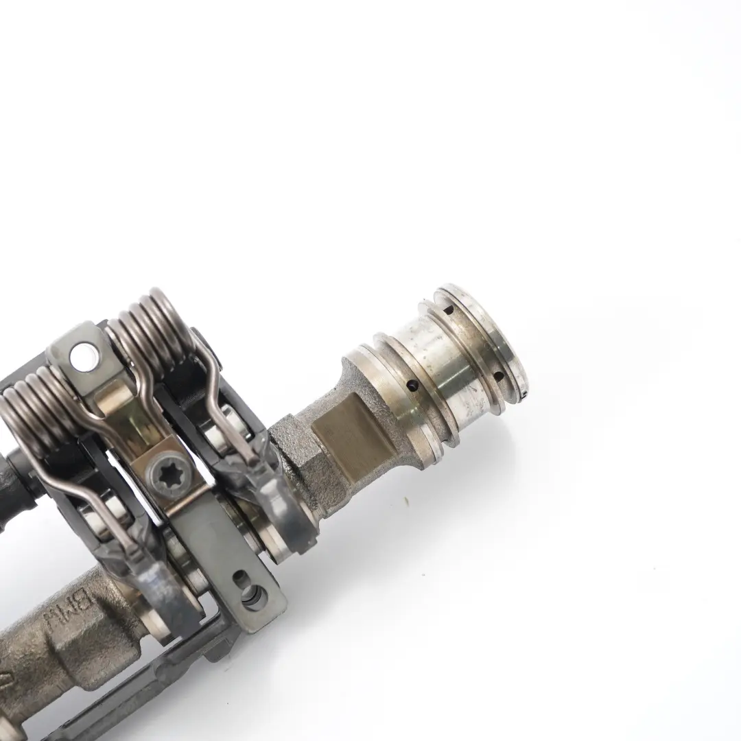 N62 Bank 2 Nockenwelle Exzenterwelle Ventil Zyl. 5-8 für BMW E60 E63 E65 mit Teilenummer 7541883 BMW E60 E63 E65 N62 Bank 2 Nockenwelle Exzenterwelle Ventil Zyl. 5-8 - SKU 7541883 - Teilenummer 7541883