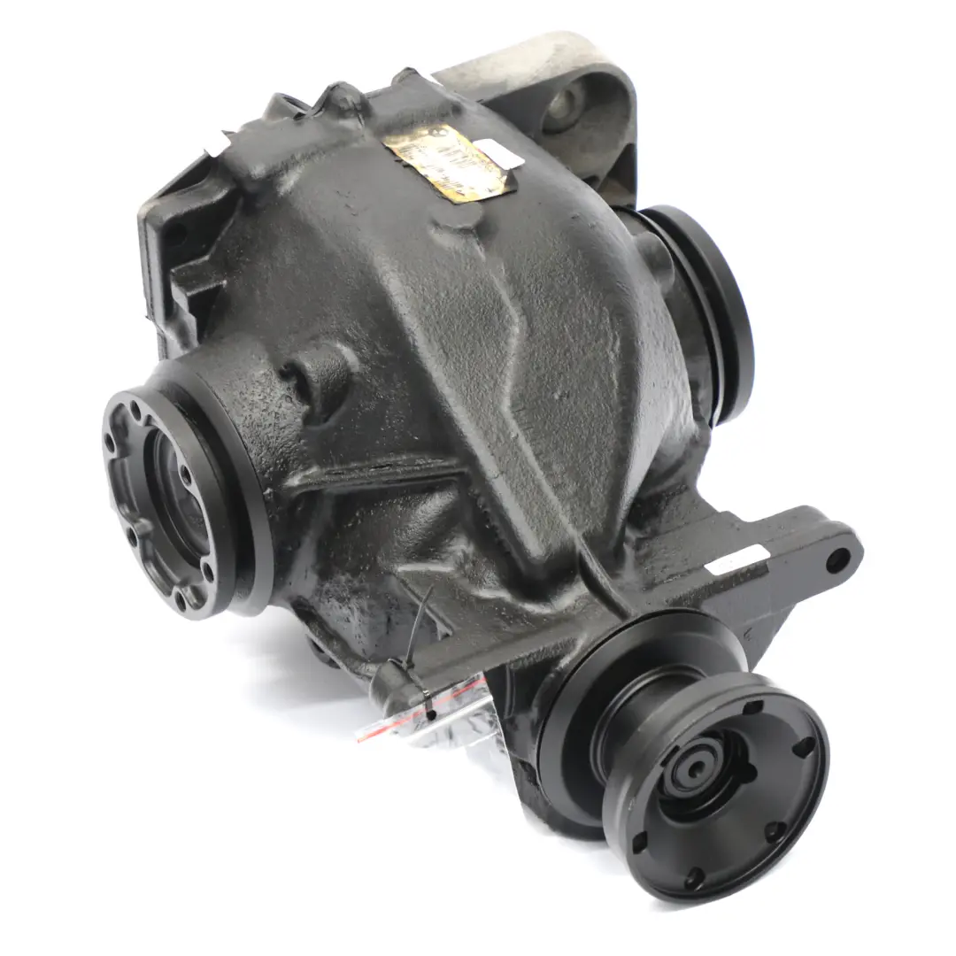 differenziale posteriore 3,38 rapporto 7542506 GARANZIA per BMW E61 con numero di parte 7542507 BMW E61 differenziale posteriore 3,38 rapporto 7542506 GARANZIA - SKU 7542507 - Numero di parte 7542507