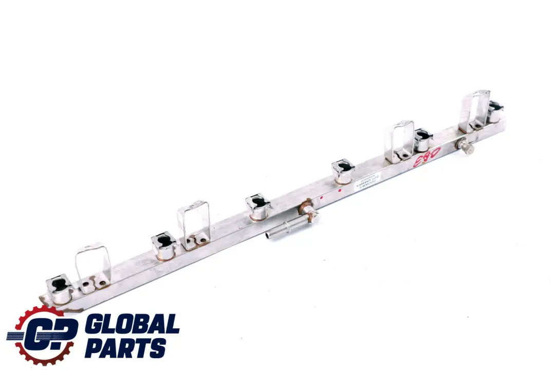 Injecteur Rampe D'Injection pour BMW 1 3 5 7 Z4 E60 E65 E81 E85 E87 E90 à propos du numéro de pièce 7542541 BMW 1 3 5 7 Z4 E60 E65 E81 E85 E87 E90 Injecteur Rampe D'Injection - SKU 7542541 - Numéro de pièce 7542541