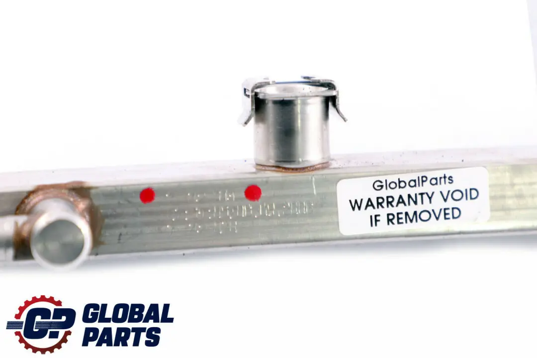 Tubo De inyeccion Fuel Rail para BMW Z4 Serie E60 E65 E81 E85 E87 E90 con número de pieza 7542541 BMW Z4 Serie E60 E65 E81 E85 E87 E90 Tubo De inyeccion Fuel Rail - SKU 7542541 - Número de pieza 7542541