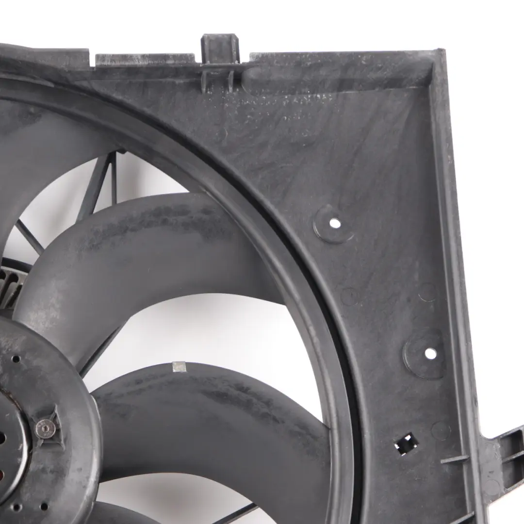 BMW E60 E63 E65 Petrol Radiator Cooling Fan Housing 600W - SKU 7543282-2 - Part number 7543282