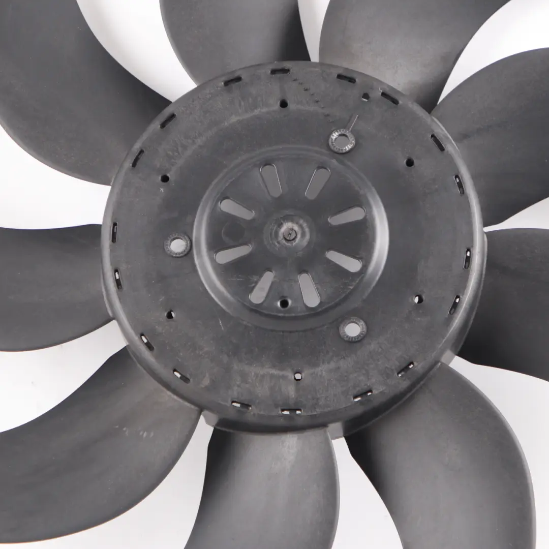 Radiator Fan Shroud BMW E60 E63 Petrol Radiator Cooling Fan Blades 600W to with Part number 7543282 Radiator Fan Shroud BMW E60 E63 Petrol Radiator Cooling Fan Blades 600W - SKU 7543282-4 - Part number 7543282