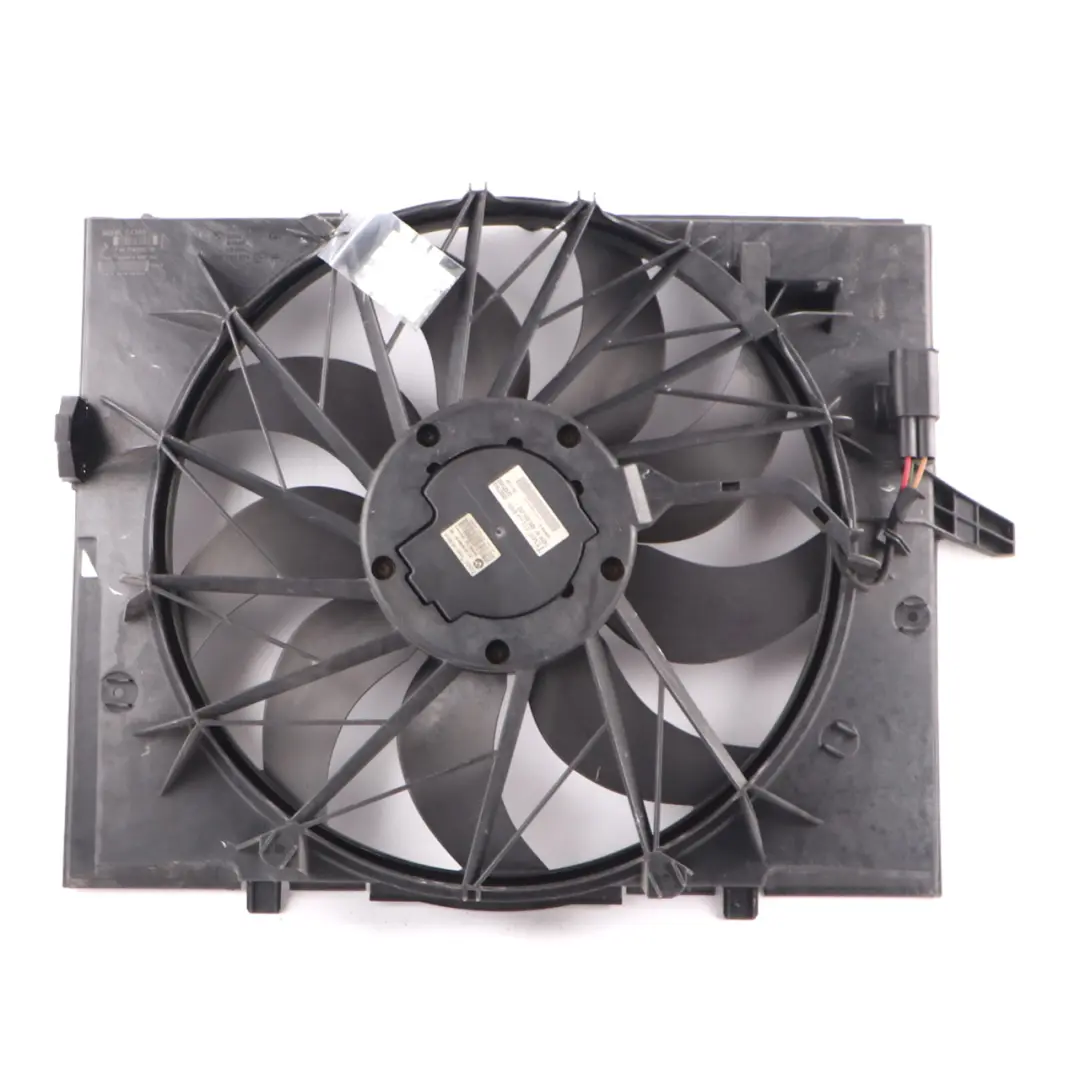Radiator Cooling Fan Housing 600W to BMW E60 E63 E65 Petrol with Part number 7543282 BMW E60 E63 E65 Petrol Radiator Cooling Fan Housing 600W - SKU 7543282-5 - Part number 7543282