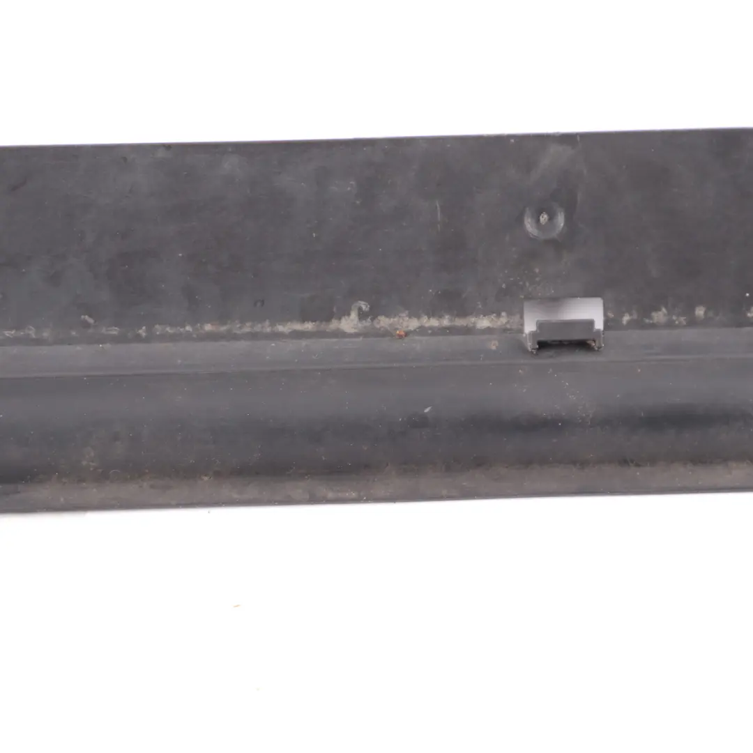 Couvercle Intercooler BMW E82 E90 E91 E92 Support joint d'étanchéité pour à propos du numéro de pièce 7545367 Couvercle Intercooler BMW E82 E90 E91 E92 Support joint d'étanchéité - SKU 7545367 - Numéro de pièce 7545367